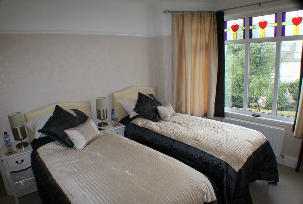 לינה וארוחת בוקר סנט אוסטל Langdale House מראה חיצוני תמונה