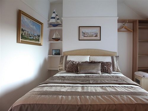 לינה וארוחת בוקר סנט אוסטל Langdale House מראה חיצוני תמונה